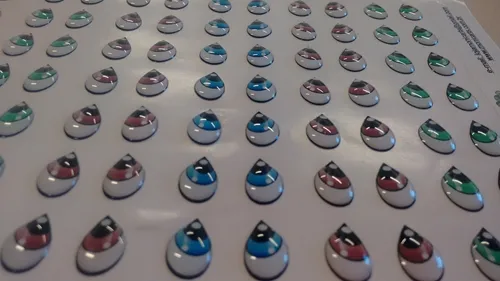 Olhos Resinados Adesivos - ref. 253 - Tam. M - Cartela com 42 pares - Monicarts